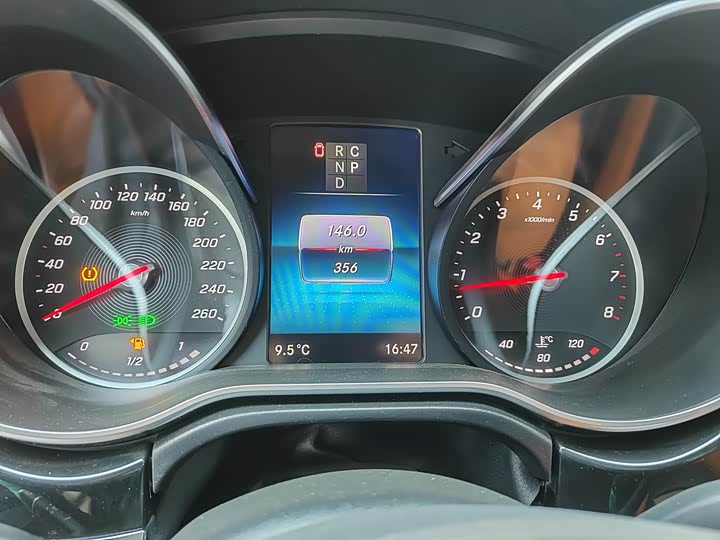 Фото 8 - Mercedes-Benz V-Class