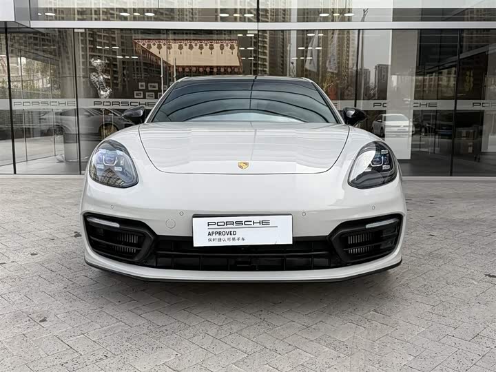 Фото 2 - Porsche Panamera Hybrid