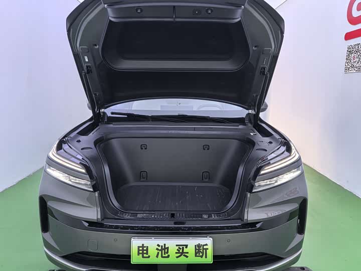 Фото 4 - Nio Onvo L90