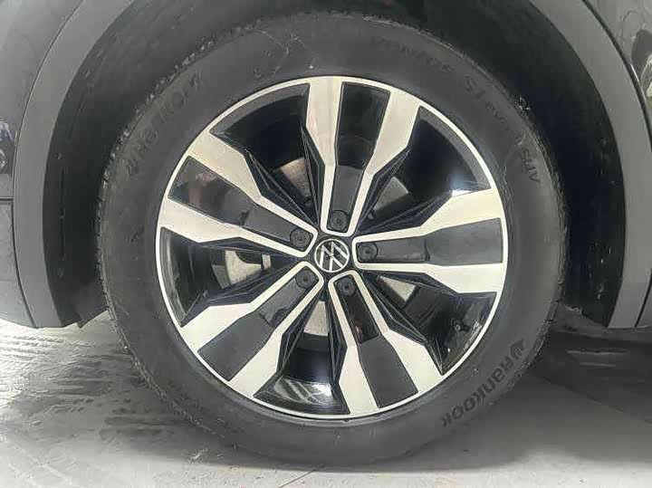 Фото 5 - Volkswagen Tiguan L Pro