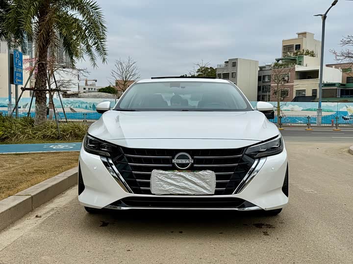 Фото 2 - Nissan Sylphy