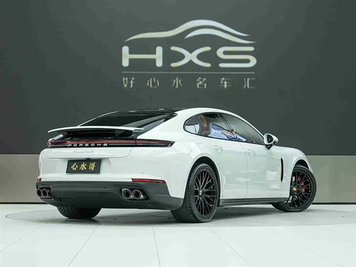 Фото 4 - Porsche Panamera