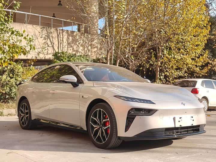 Фото 3 - Dongfeng Yipai eπ 007