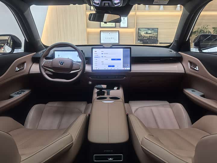 Фото 9 - Changan UNI-Z Hybrid