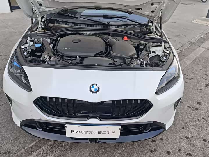 Photo 7 - BMW 2 Series