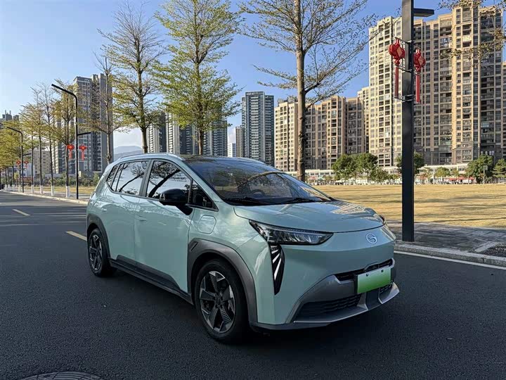 Фото 2 - GAC Aion Y