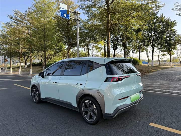 Фото 4 - GAC Aion Y