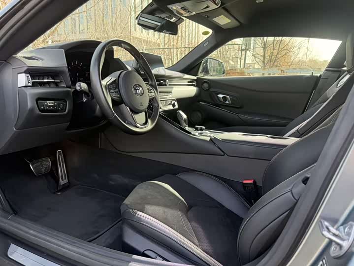 Фото 6 - Toyota Supra