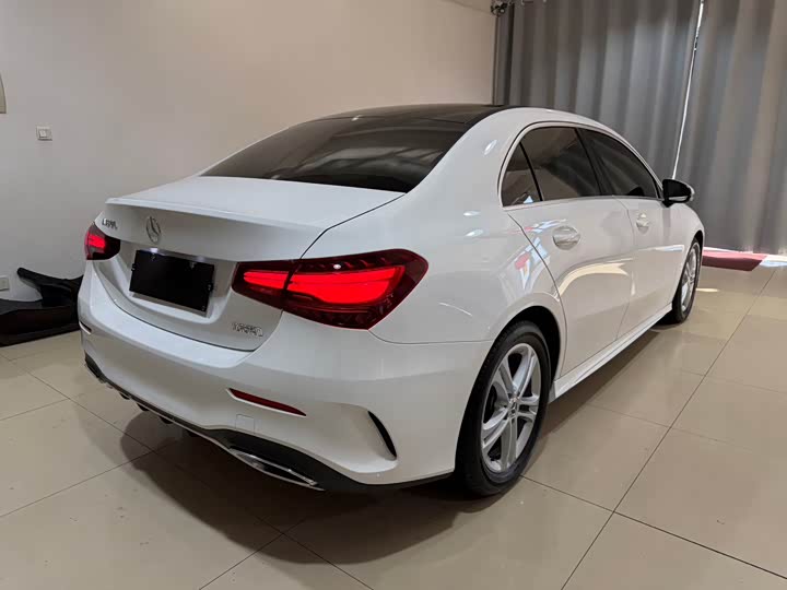 Фото 6 - Mercedes-Benz A-Class