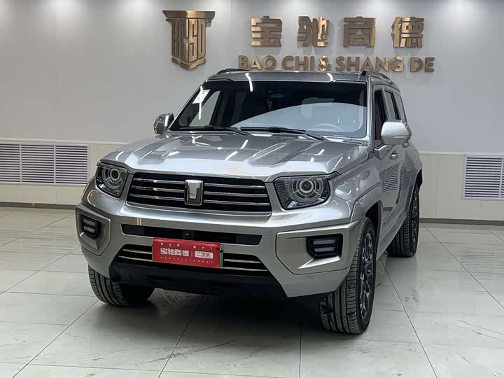 Фото 1 - Tank 700 Hybrid