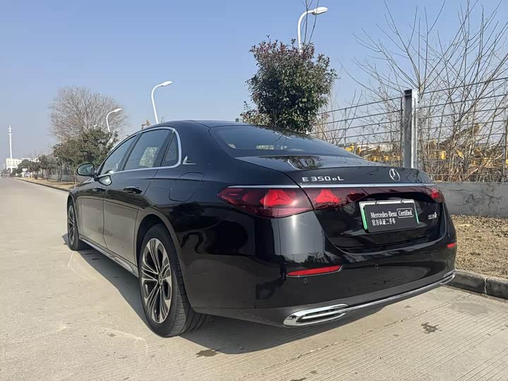 Фото 4 - Mercedes-Benz E-Class Hybrid