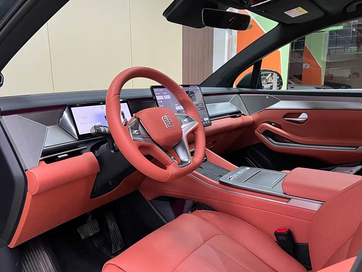 Фото 7 - BYD Tang L