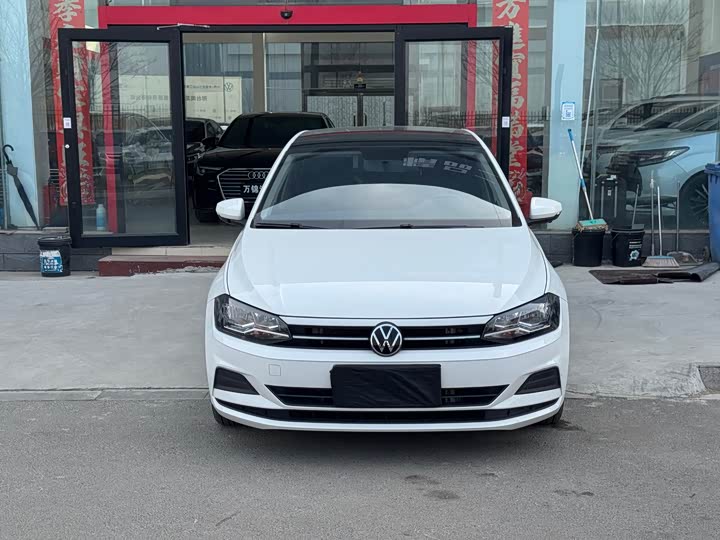 Фото 2 - Volkswagen Polo