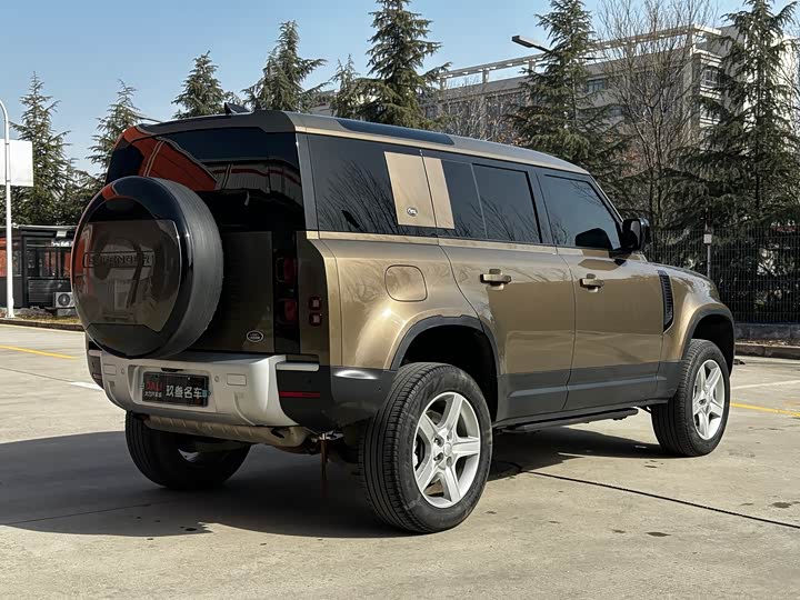 Фото 4 - Land Rover Defender