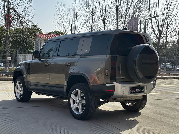 Фото 6 - Land Rover Defender