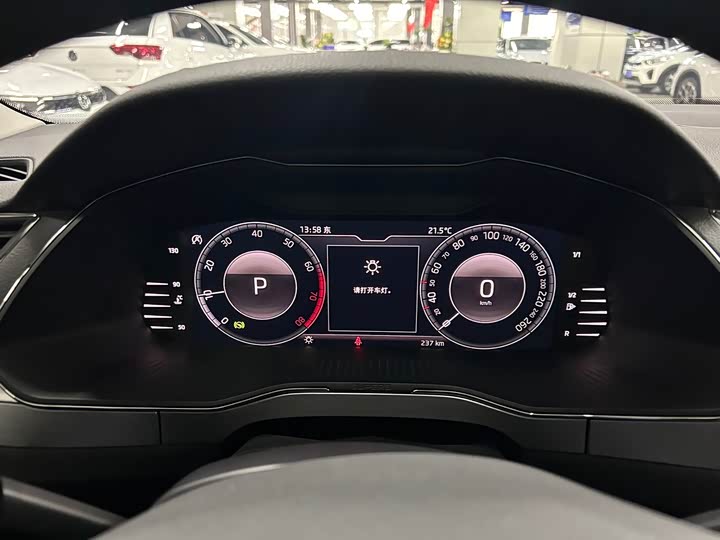 Фото 7 - Skoda Superb