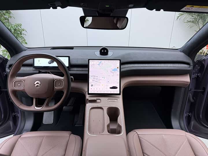 Фото 8 - Nio EC6