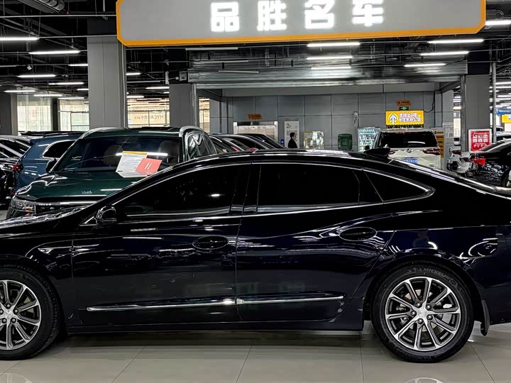 Фото 4 - Buick LaCrosse