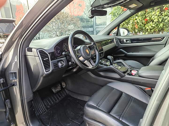 Фото 4 - Porsche Cayenne Hybrid