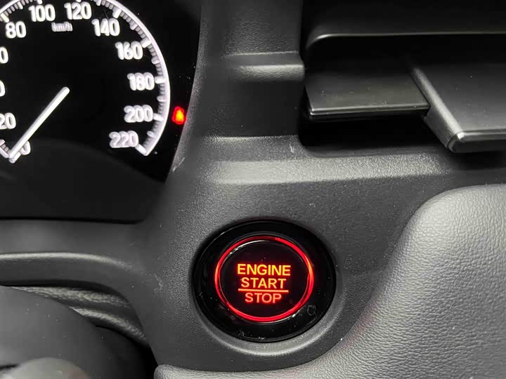 Фото 4 - Honda XR-V