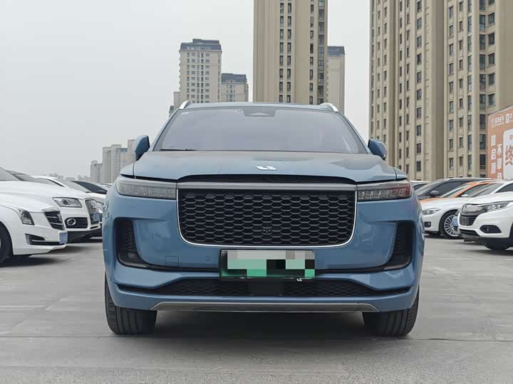 Фото 2 - LiXiang One