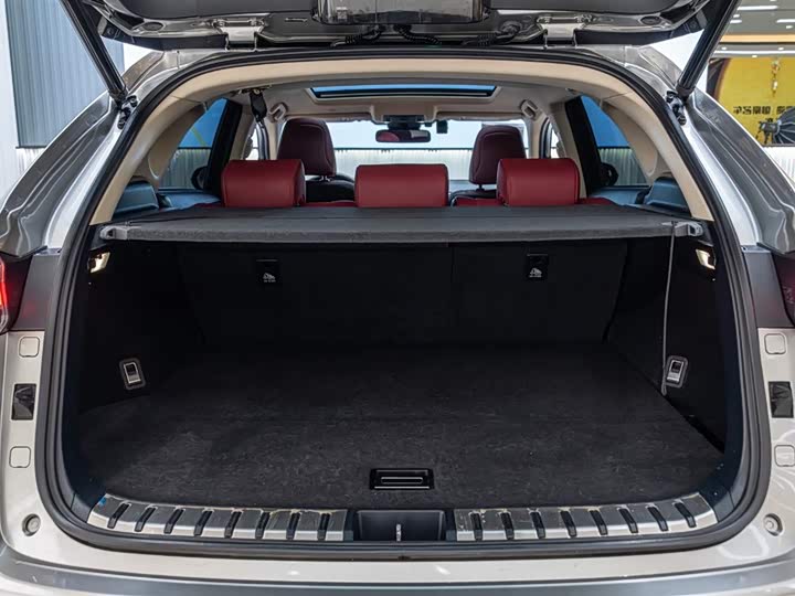 Фото 3 - Lexus NX