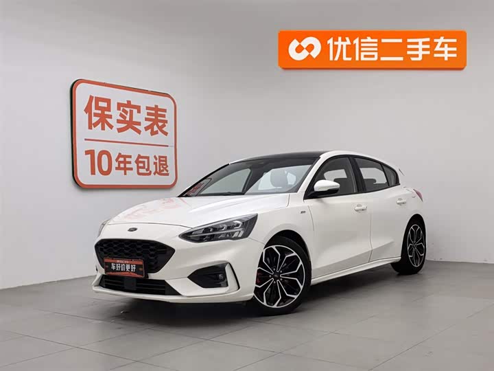 Фото 1 - Ford Focus