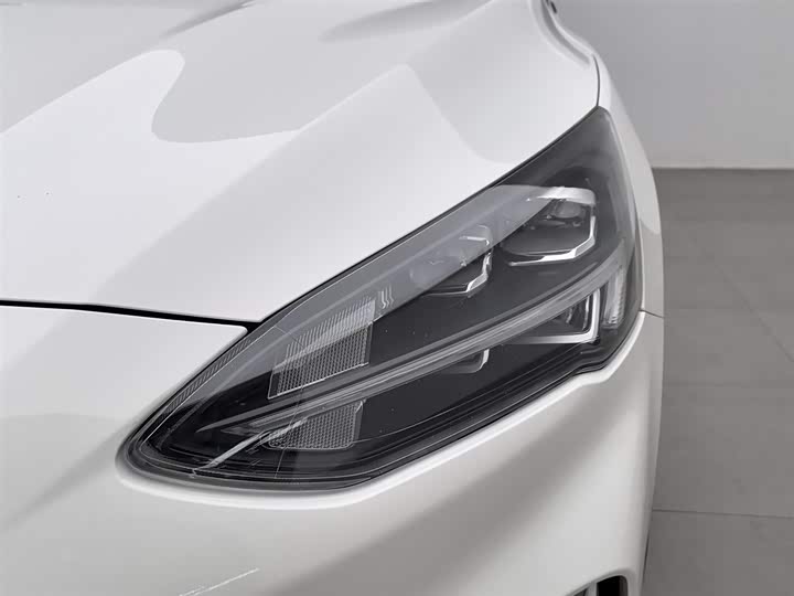 Фото 7 - Ford Focus