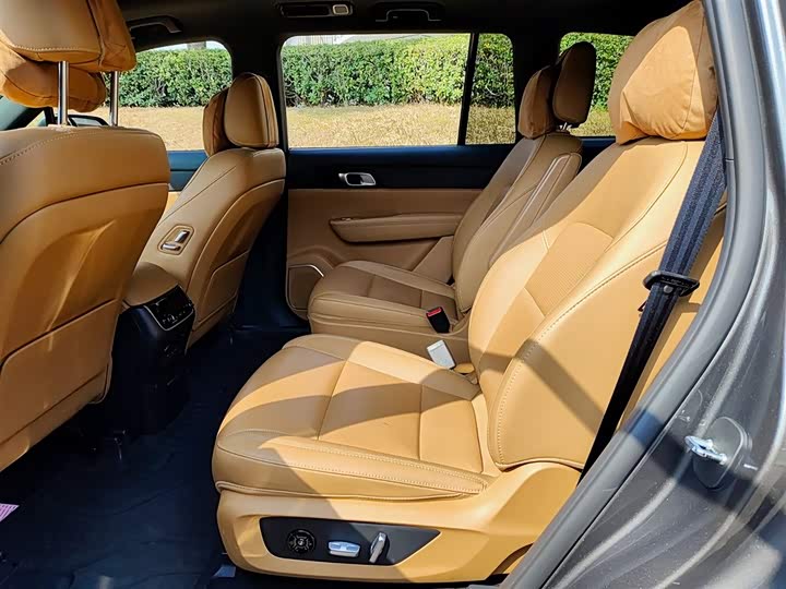 Фото 8 - LiXiang One