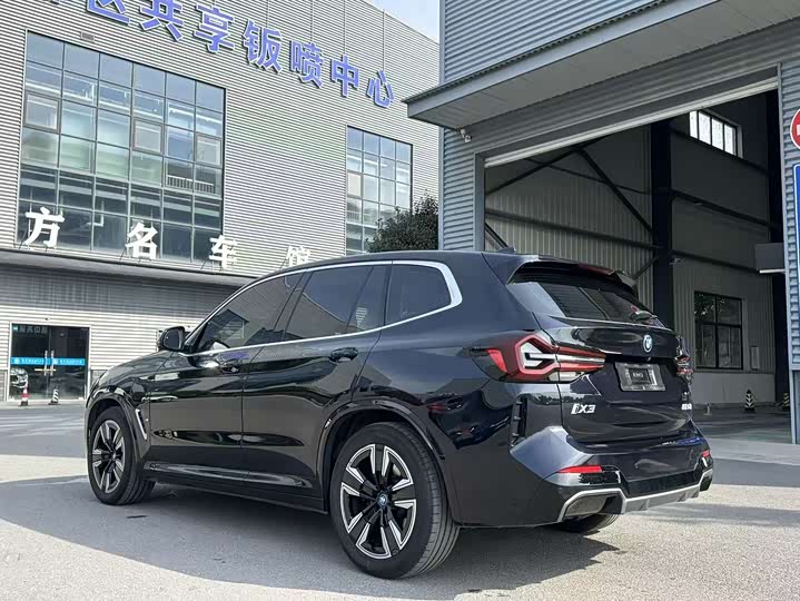 Фото 5 - BMW iX3