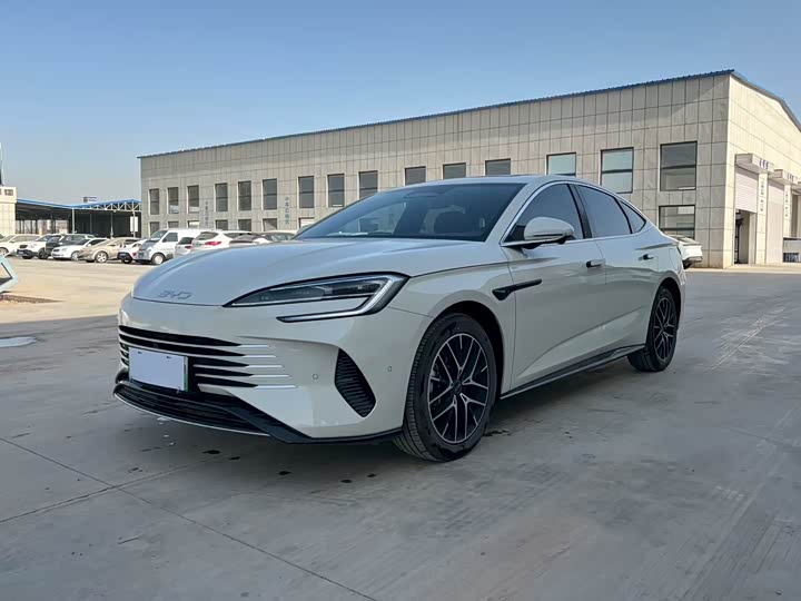 Фото 1 - BYD Seal 07 DM-i Hybrid