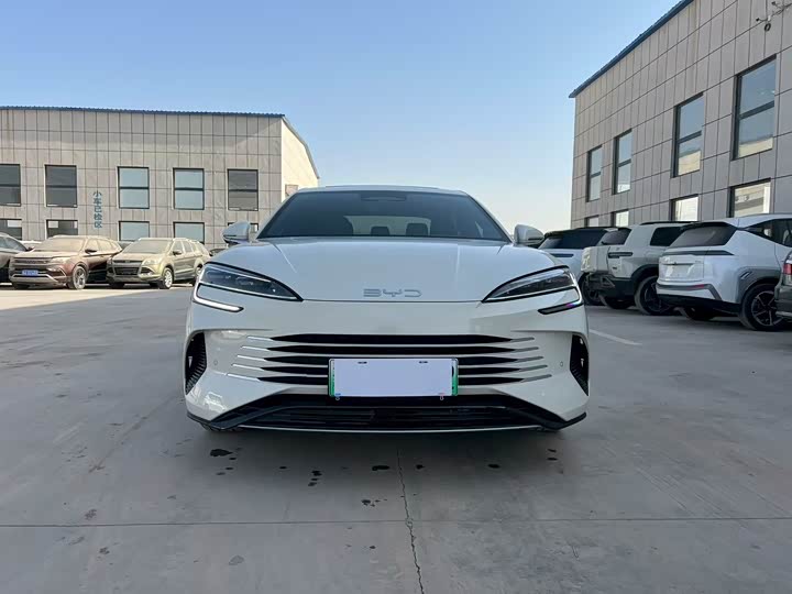 Фото 2 - BYD Seal 07 DM-i Hybrid