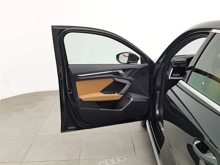 Фото 8 - Audi A3