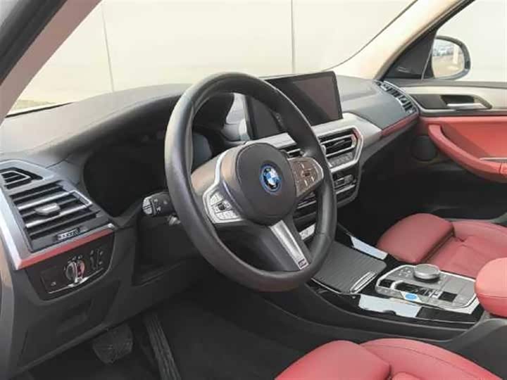Фото 7 - BMW iX3