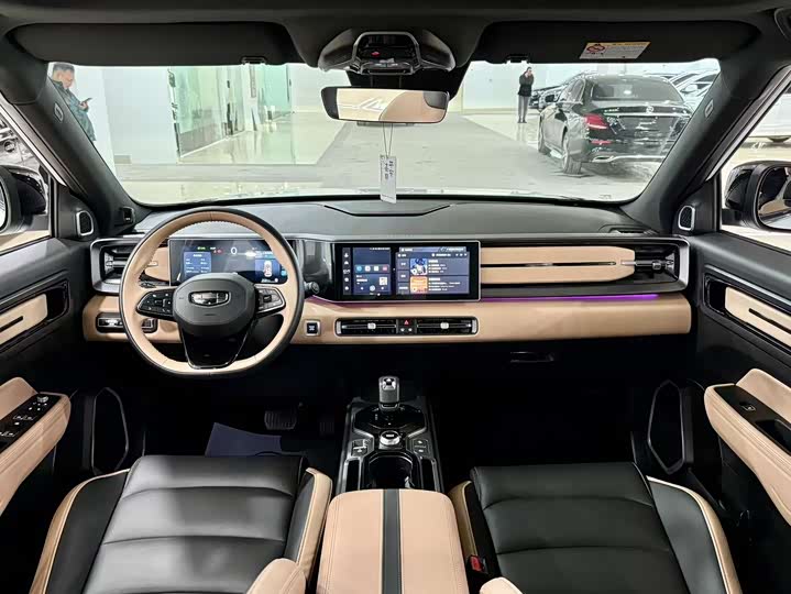 Фото 8 - Geely Icon