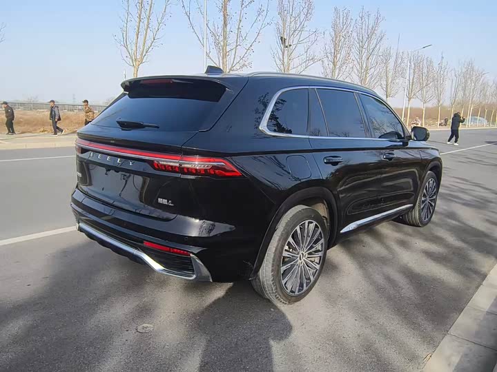 Photo 7 - Geely Monjaro