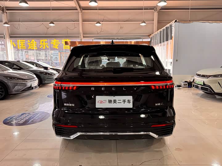 Фото 6 - Geely Monjaro