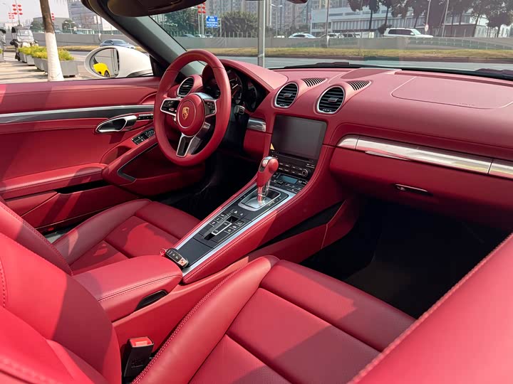 Фото 8 - Porsche 718