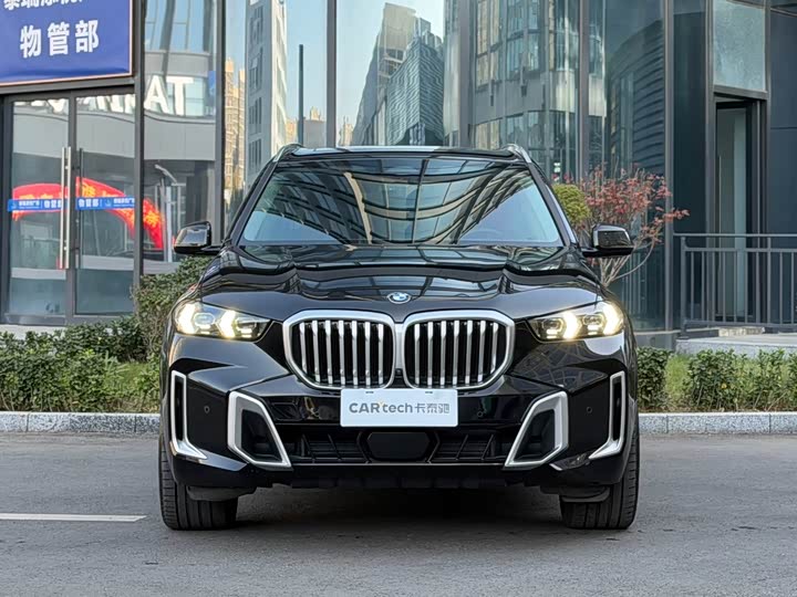 Фото 2 - BMW X5