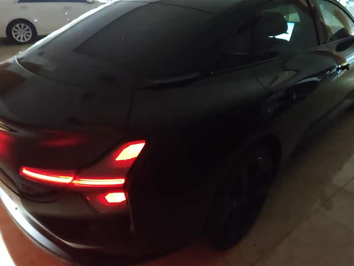 Фото 3 - XPeng Mona M03