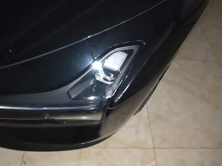 Фото 5 - XPeng Mona M03