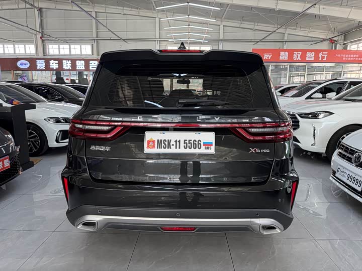 Фото 5 - Geely Vision X6