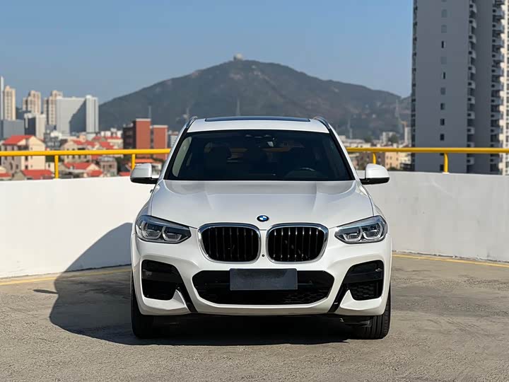 Фото 2 - BMW X3