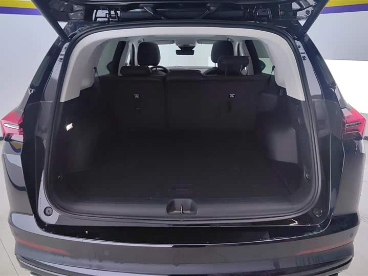 Фото 4 - Buick Envision Plus