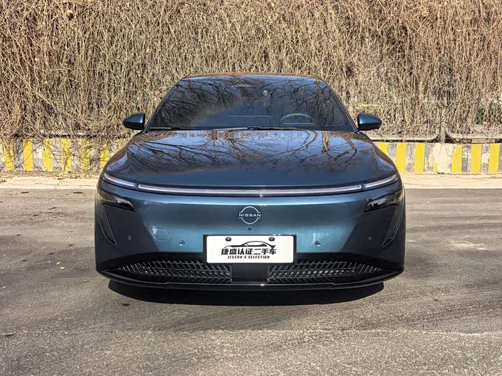 Фото 2 - Nissan N7