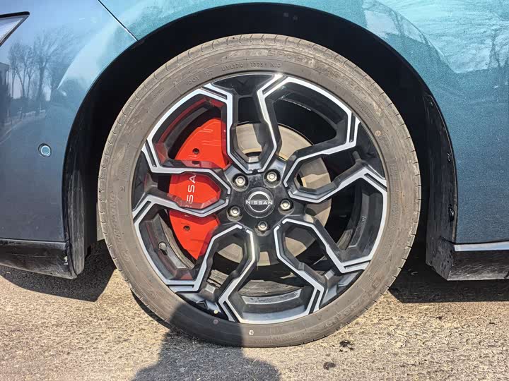 Фото 5 - Nissan N7