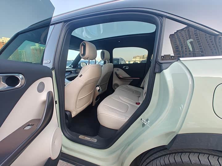 Фото 9 - Smart #1