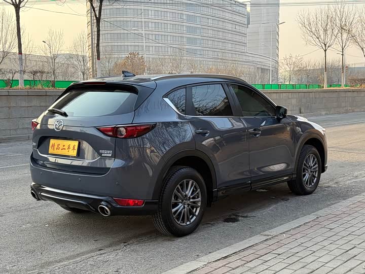 Фото 8 - Mazda CX-5