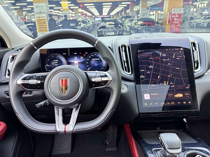 Фото 4 - Hongqi HS3