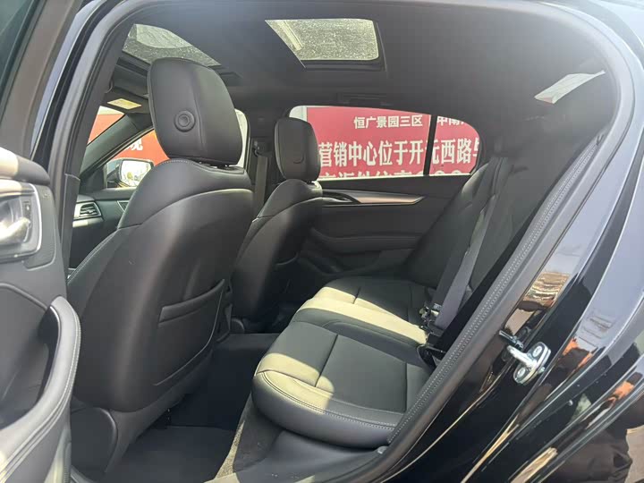 Фото 6 - Cadillac CT5